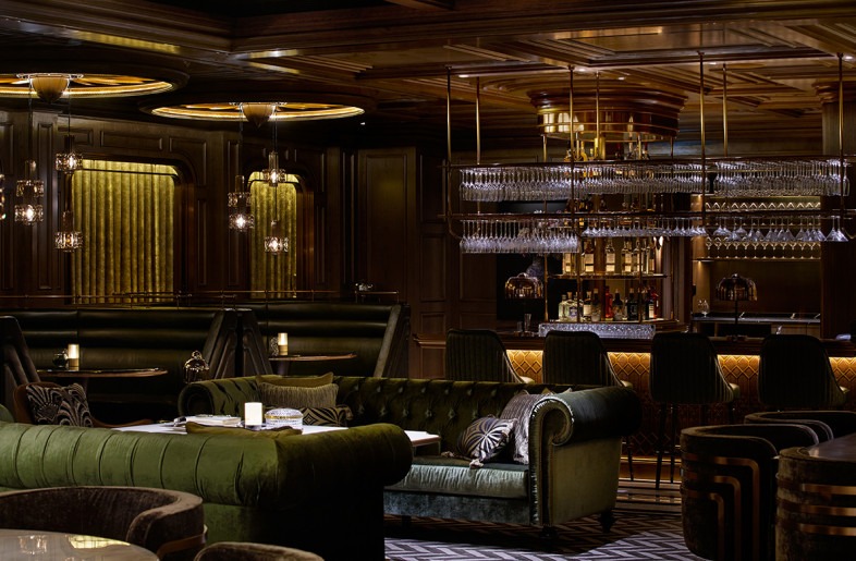 Elegancka restauracja z lounge oraz rozbudowaną ofertą kulinarną